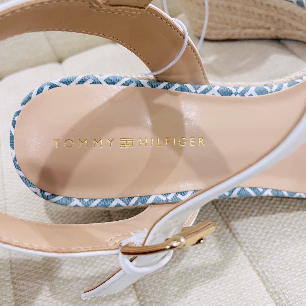 NEW Tommy Hilfiger Blue White Monogram Espadrille Wedge Sandals Womens 11 Buckle - Picture 3 of 5
